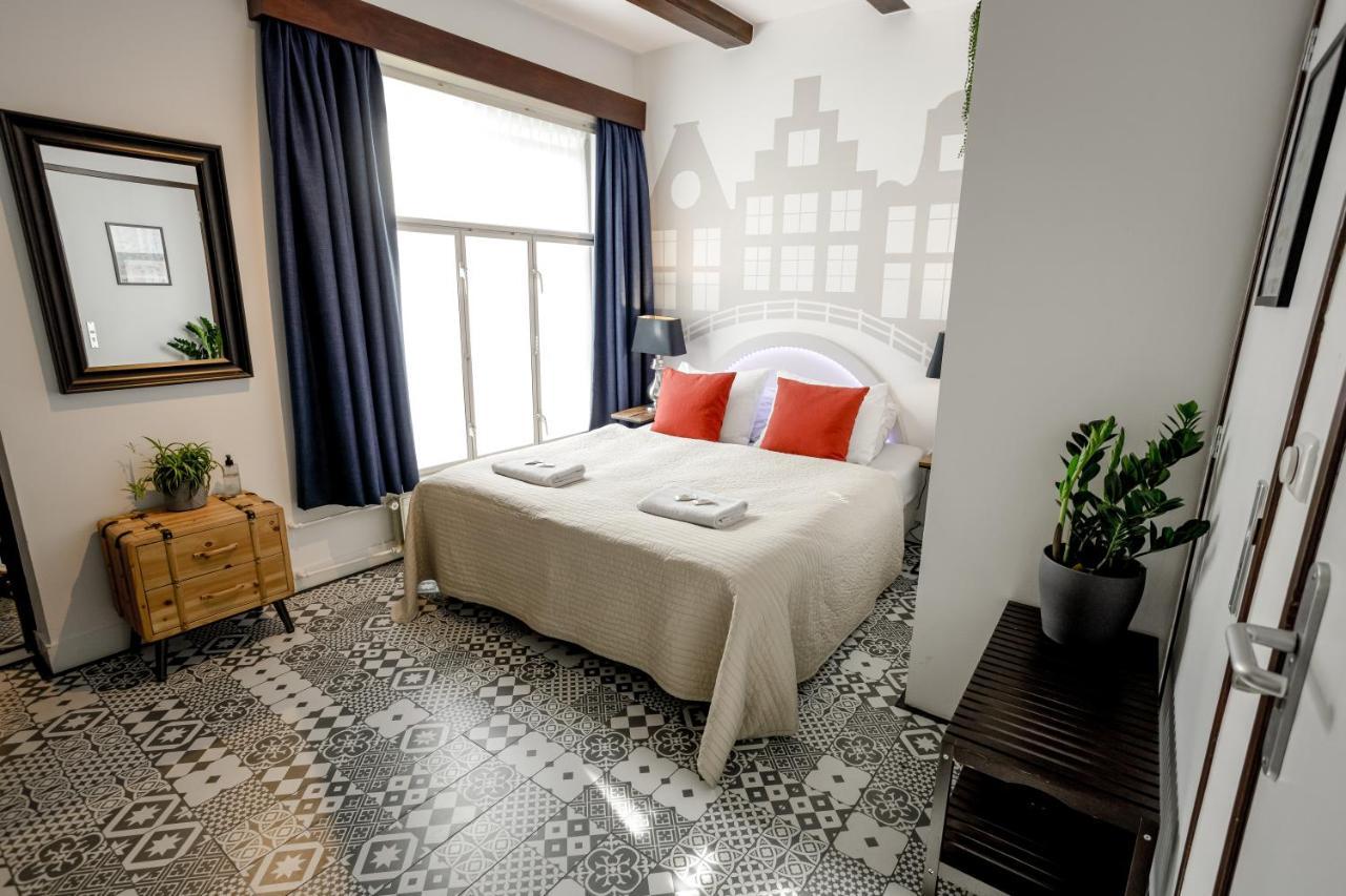 Aris Guest house