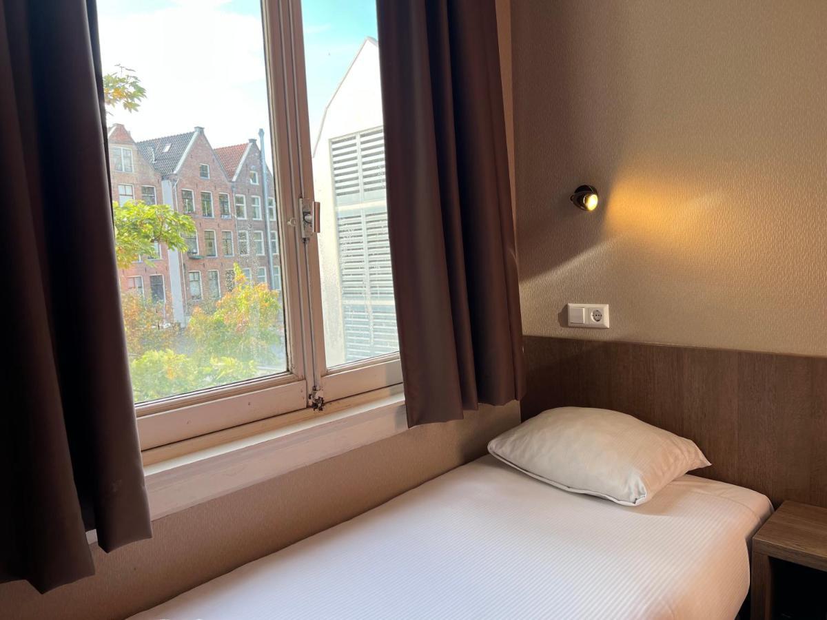 Blossoms City Hotel Hotel 2*
