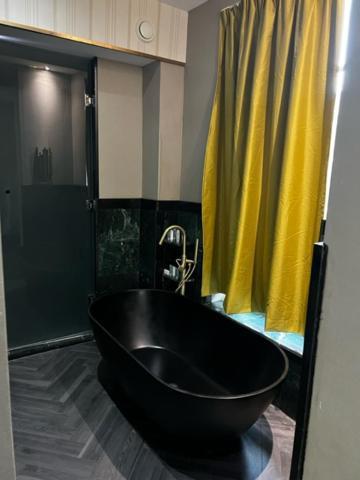 G Hotel