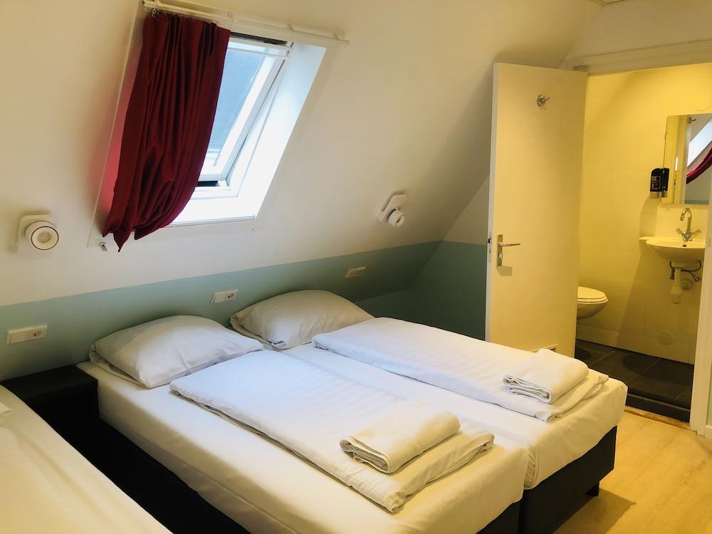 Hotel Damrak 2*