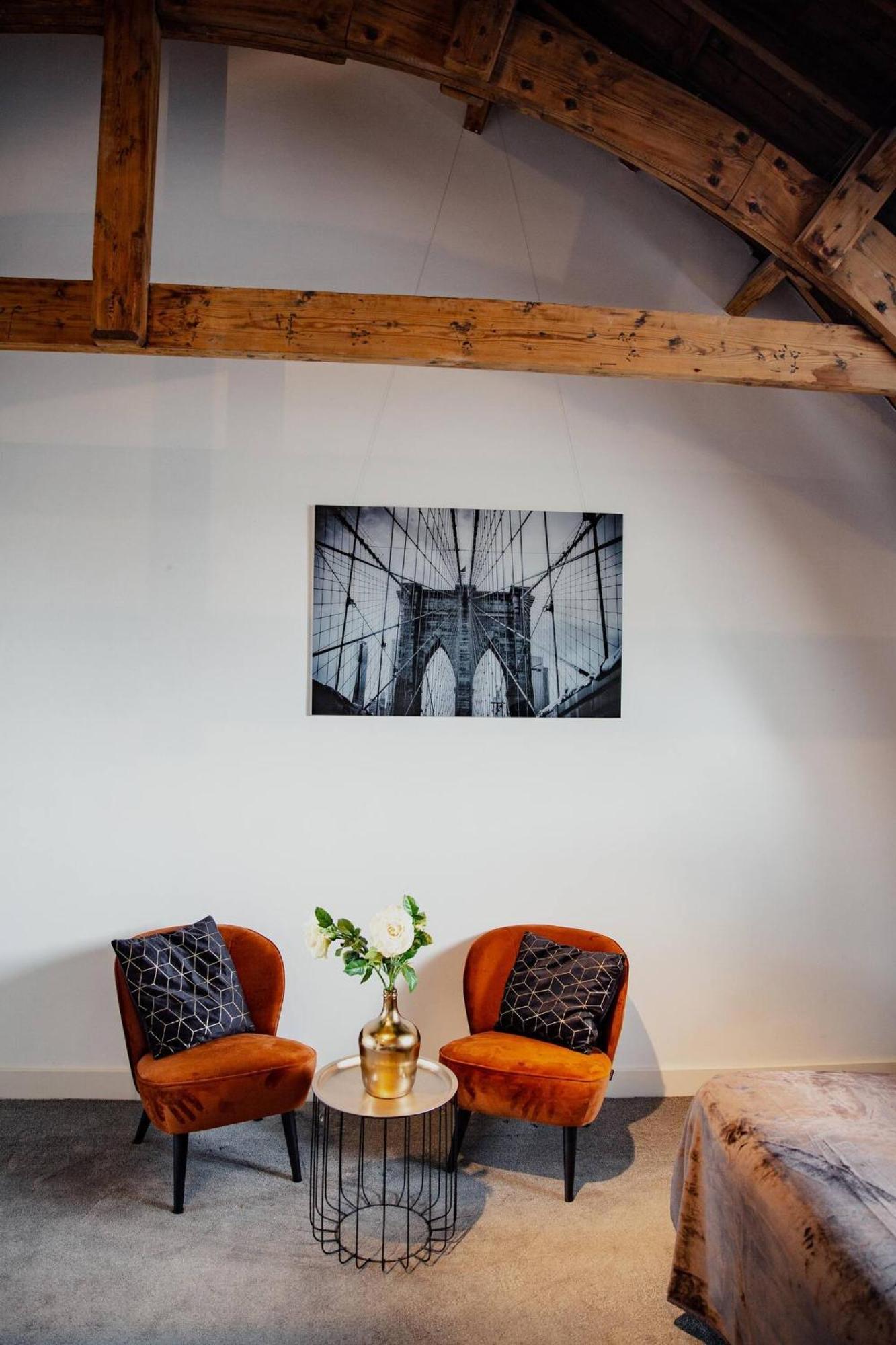 Couette-café Kerkstraat 2*