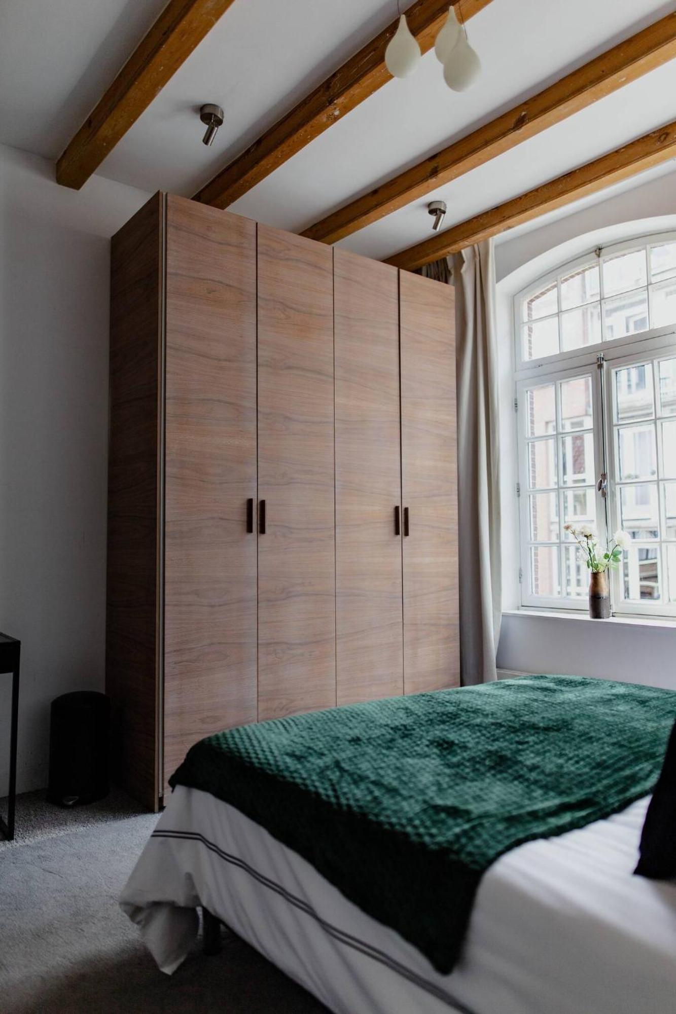 Kerkstraat Couette-café 2*