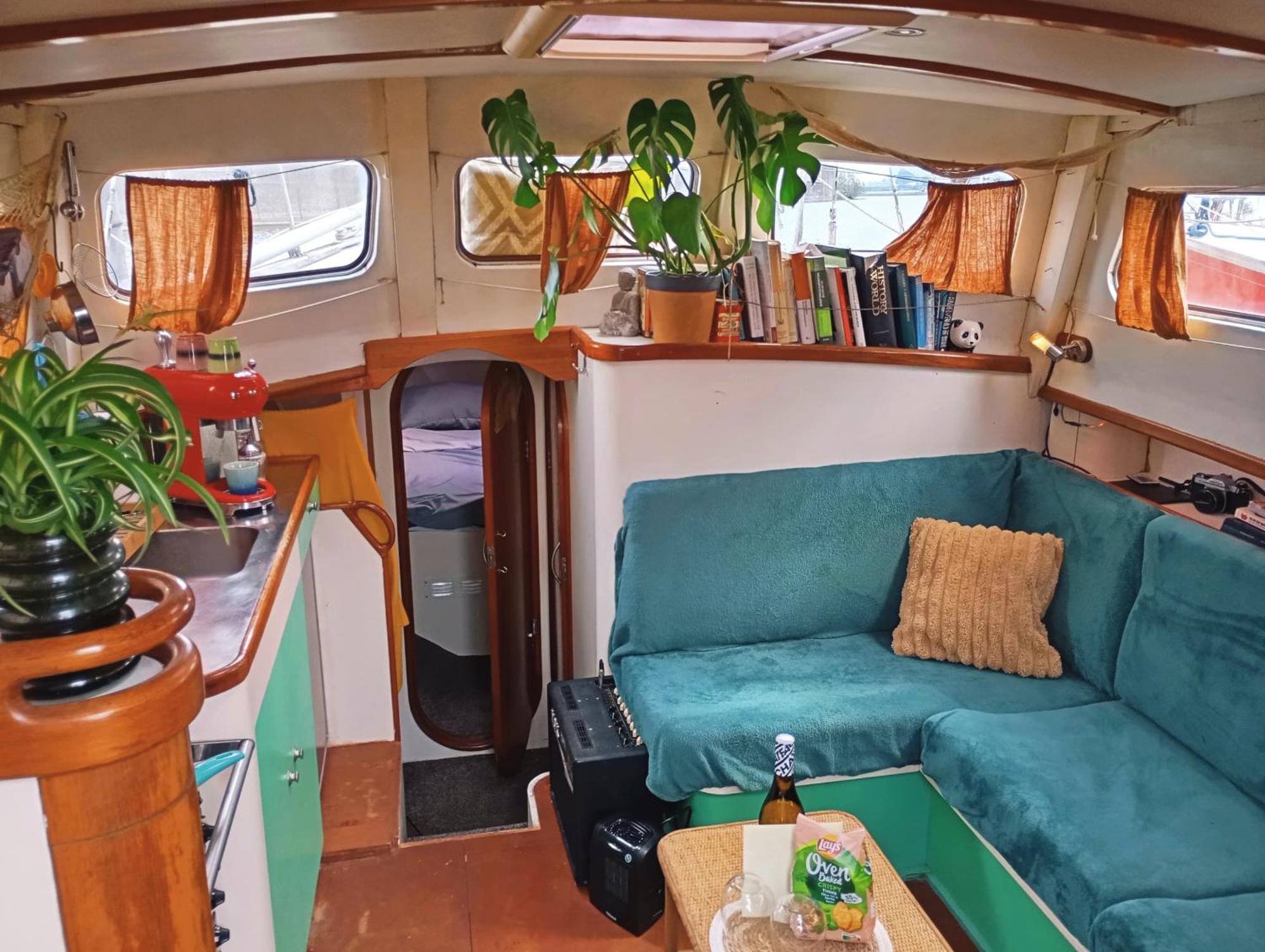 Sailboat Retreat Botel *