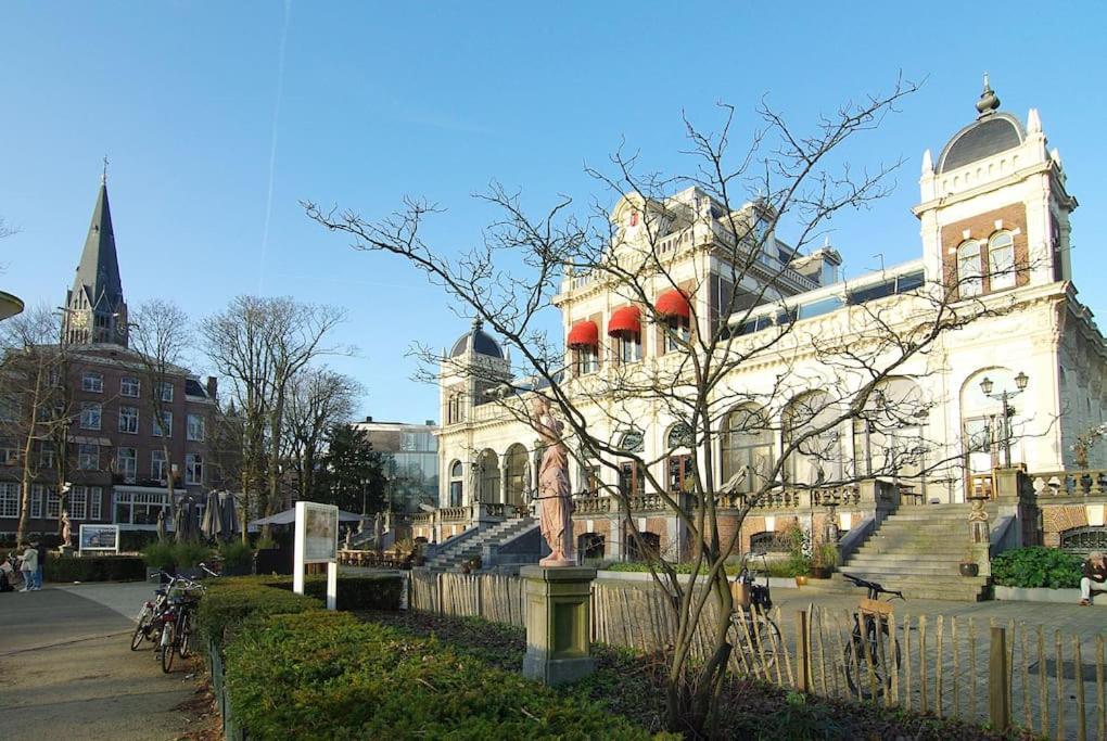 Apartment Spacious At Park And Museum