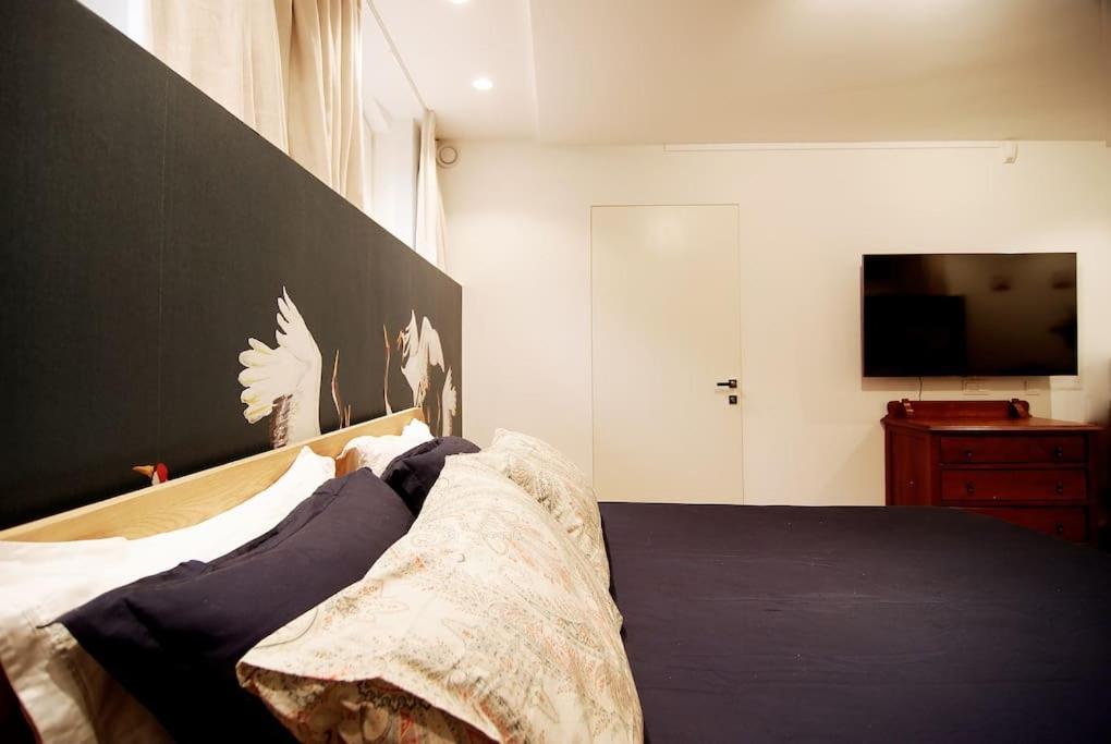 Spacious At Park And Museum Apartment *