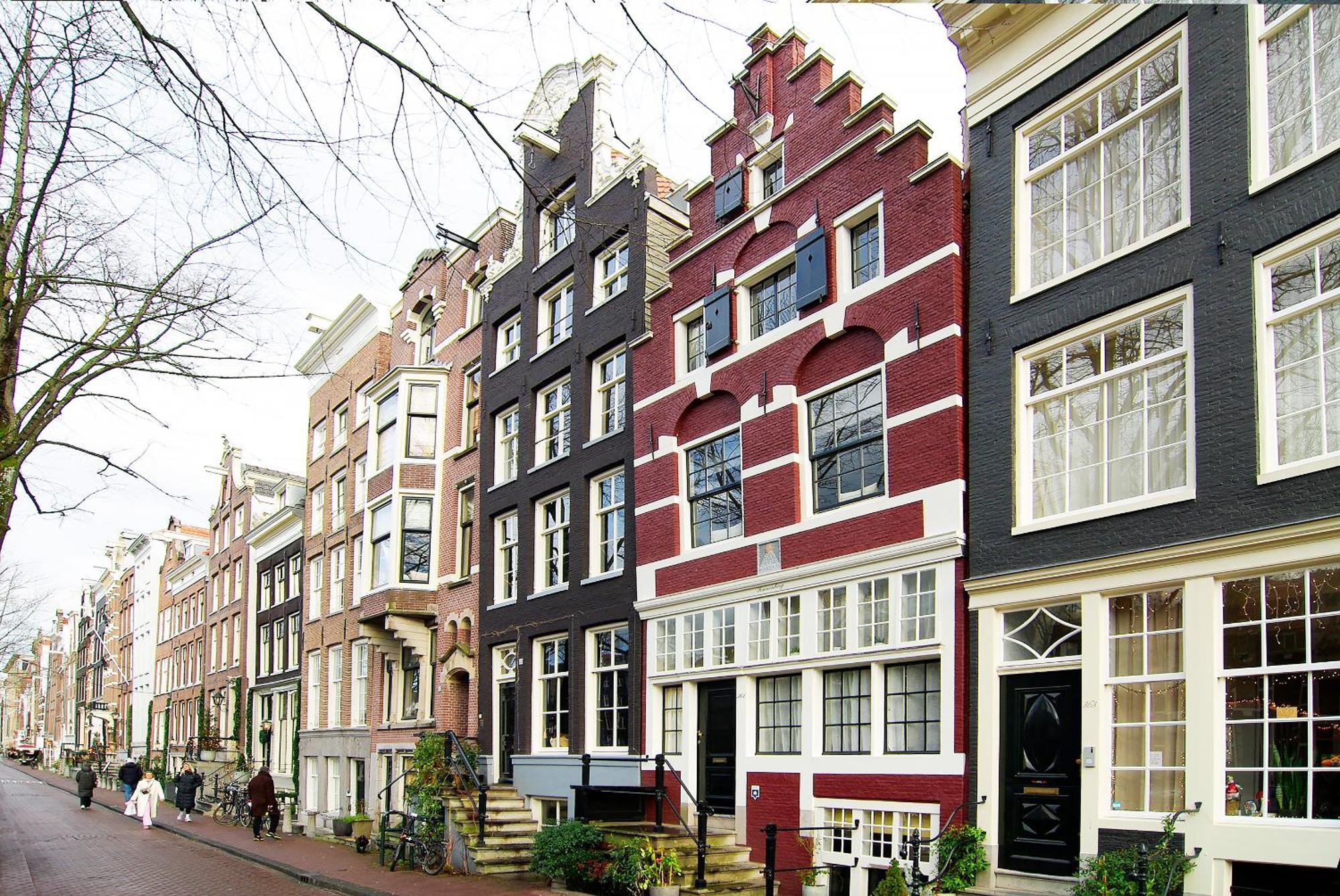 Gasthuis Sonnenberg Canal View Amsterdam