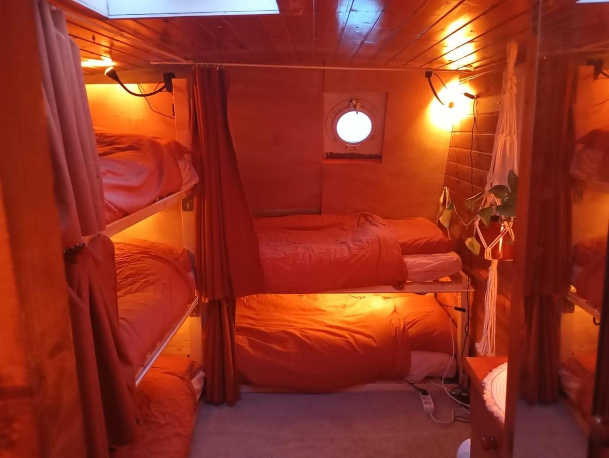 Apartment Private Floating Retreat - Entire Space For Groups Amsterdam