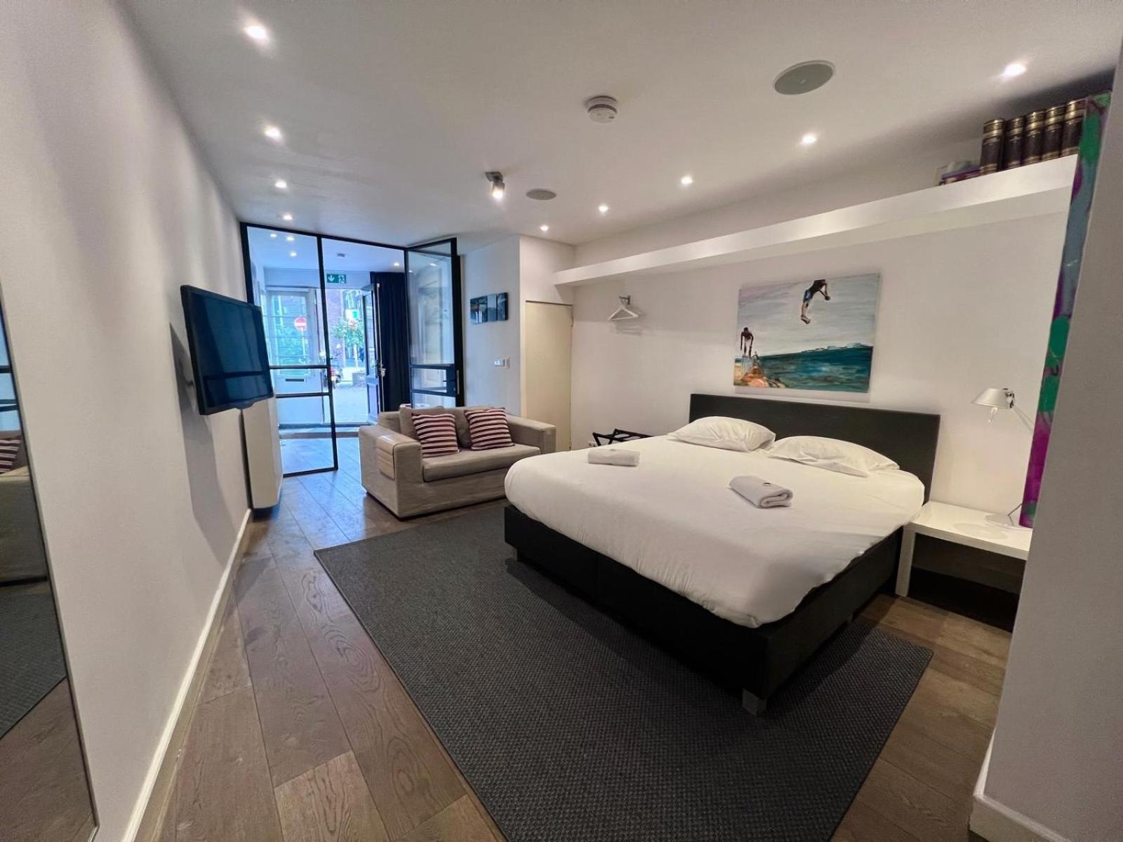 Spui In Center Bed & Breakfast 2*