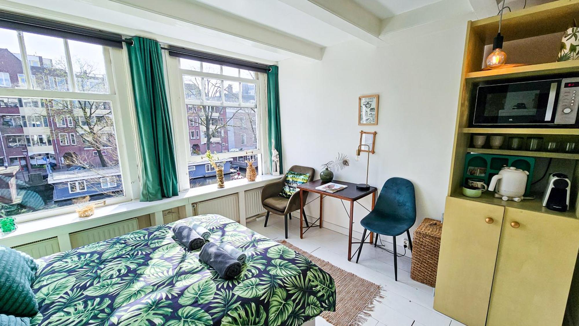 Ferienhaus Large En-suite In Historic Canalhouse From 1729