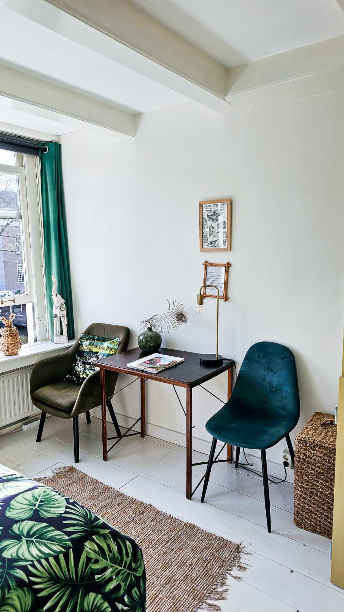 Holiday home Large En-suite In Historic Canalhouse From 1729 *