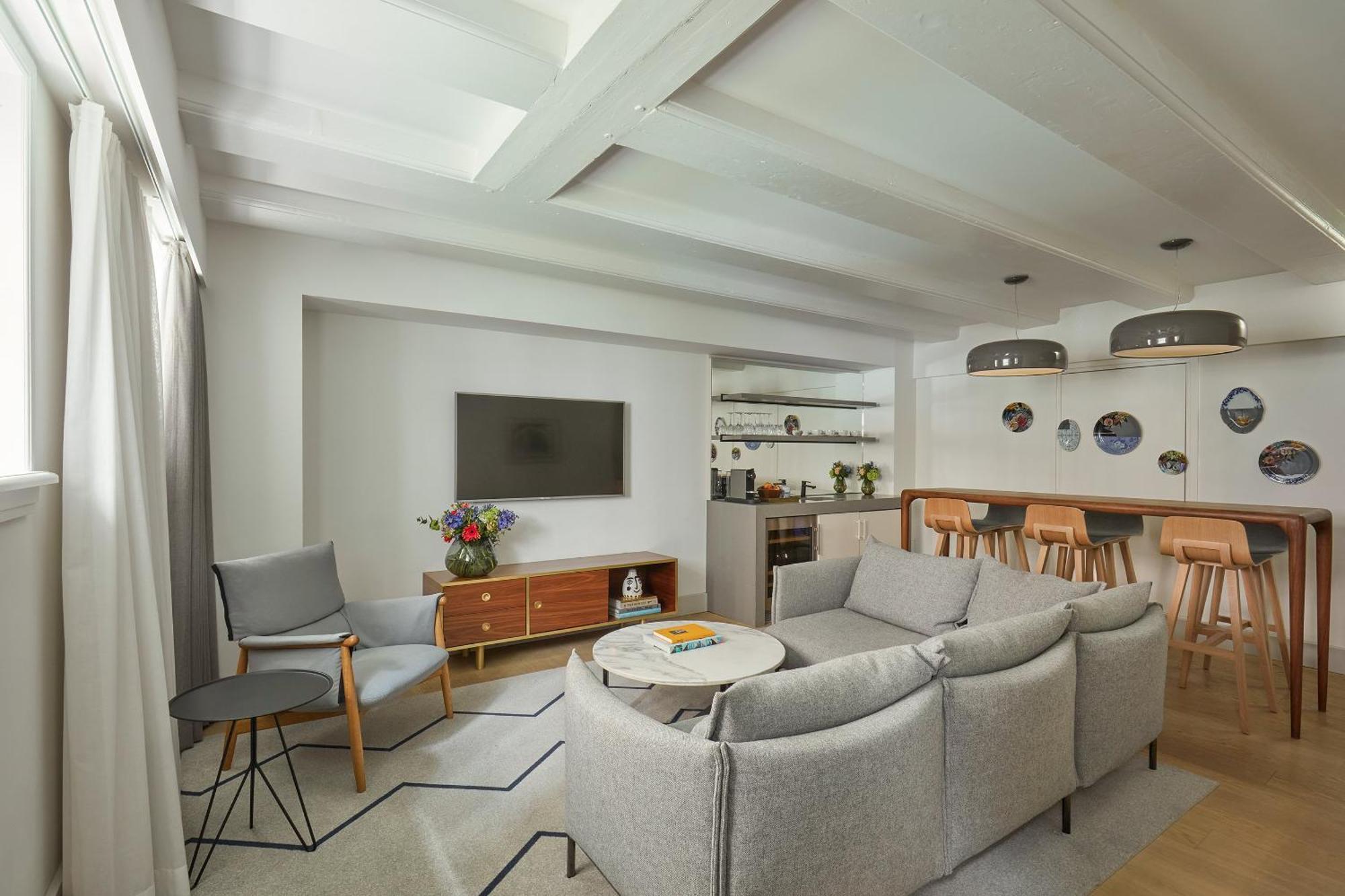 Kimpton De Witt 5*