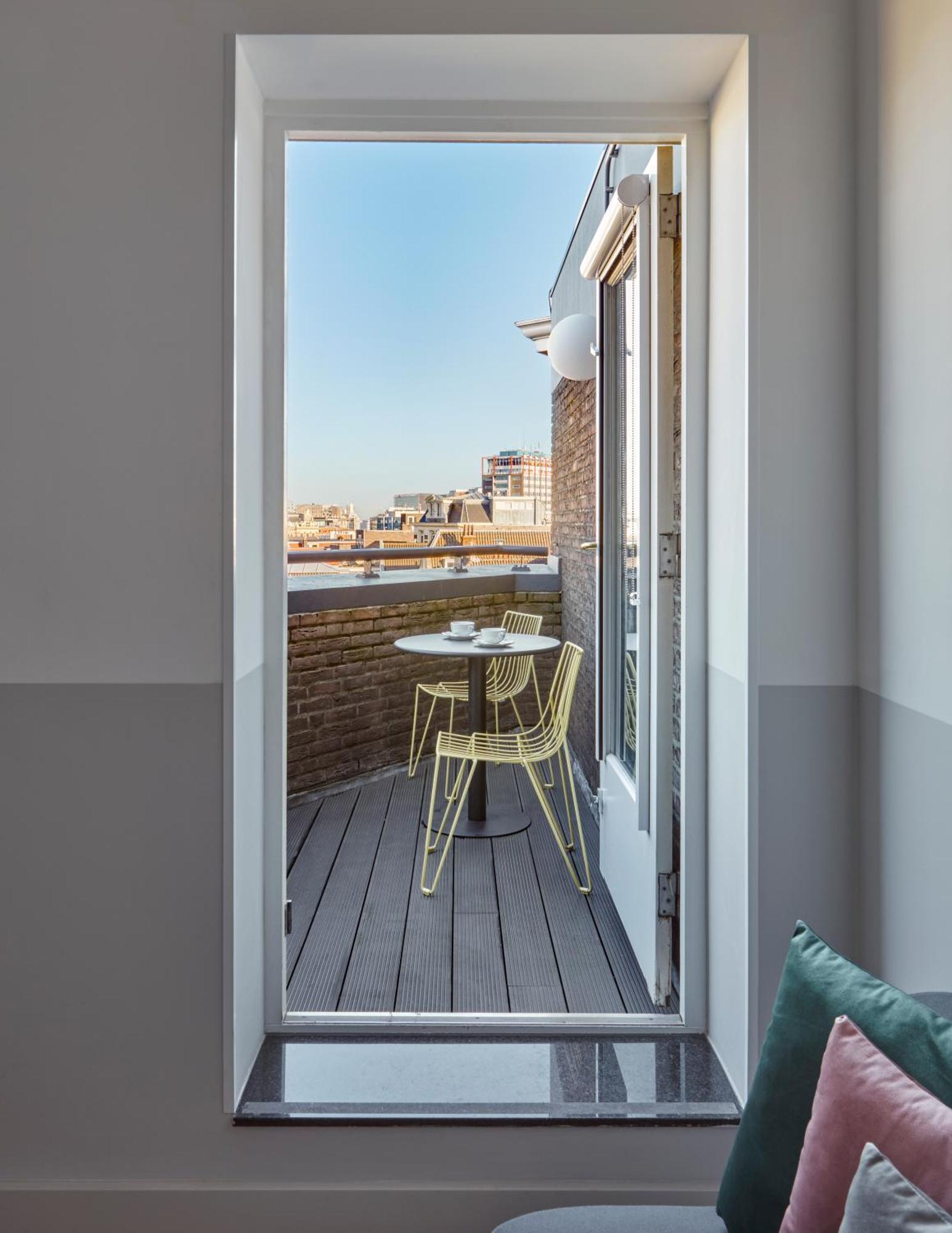Kimpton De Witt Hotel