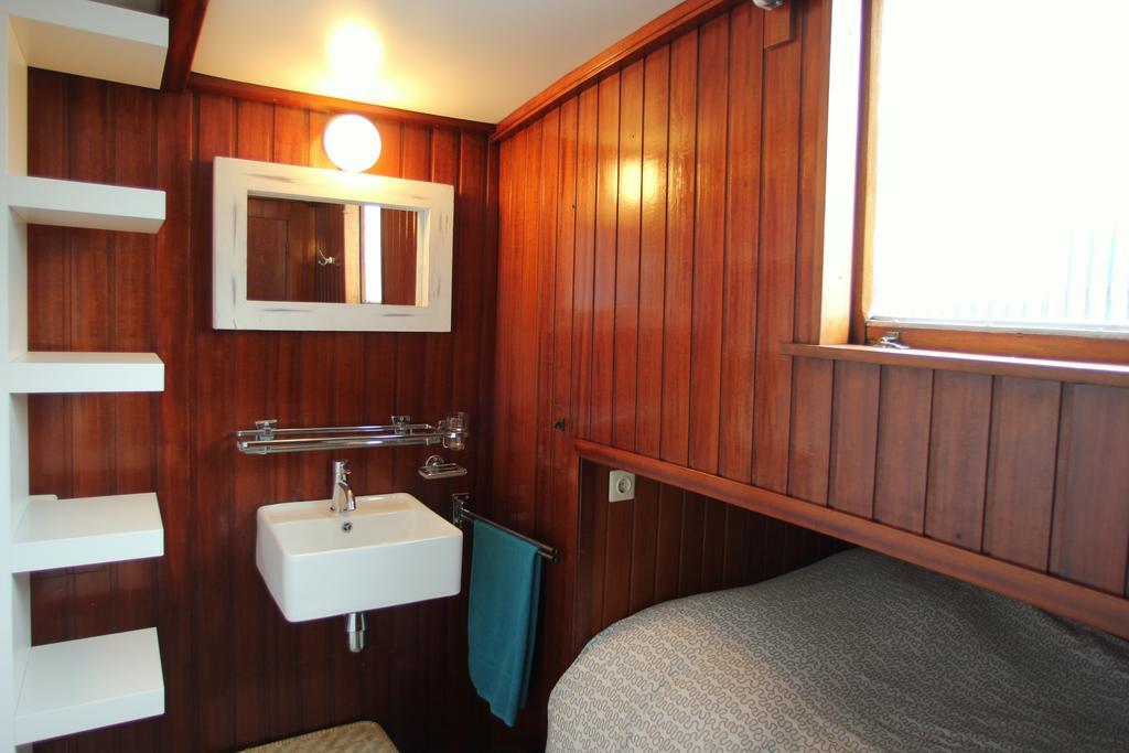 Botel Boat North