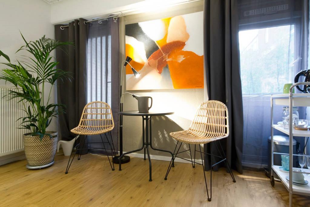 Homestay Delightful Studio In The Center Of