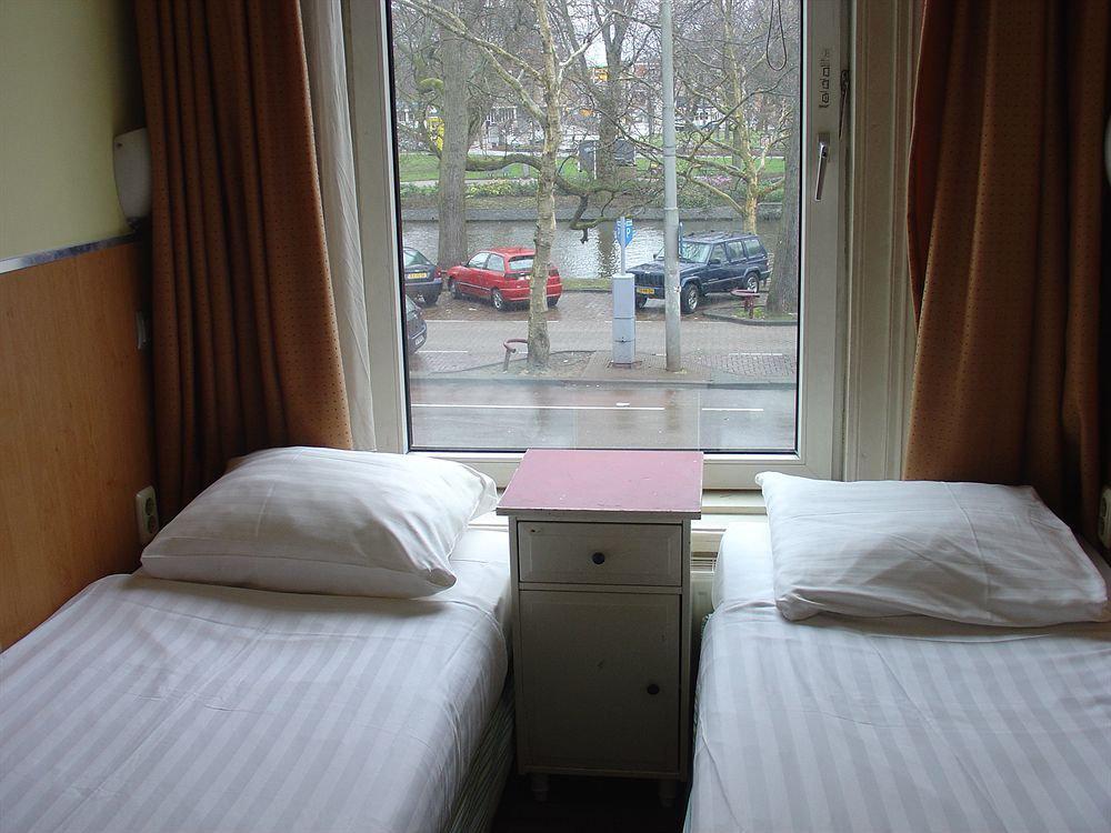 Blossoms City Hotel Hotel 2*
