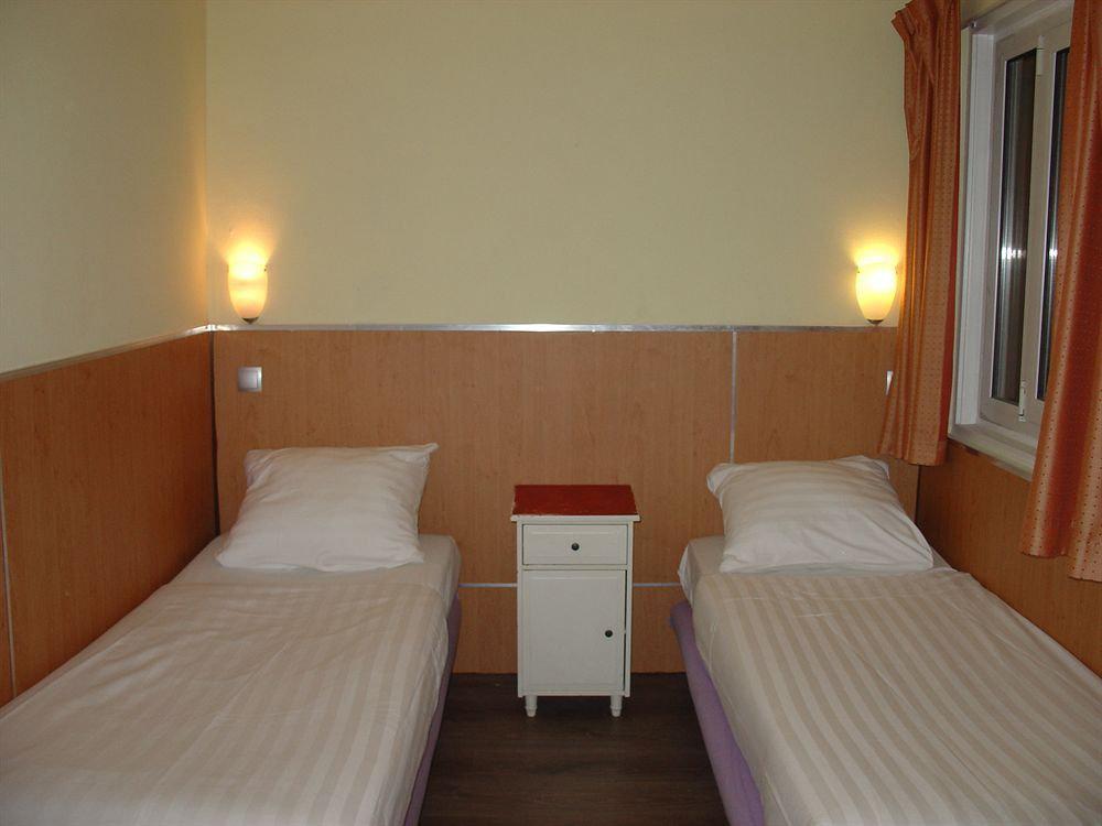 Hotel Blossoms City Hotel 2*