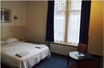 Euphemia Budget Old Canal Zone Albergue