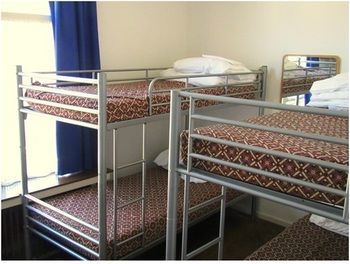 Euphemia Budget Old Canal Zone Albergue *