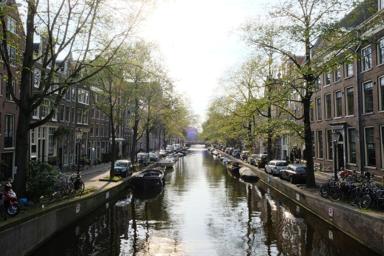 Bed & Breakfast La Vie En Roos Amsterdam