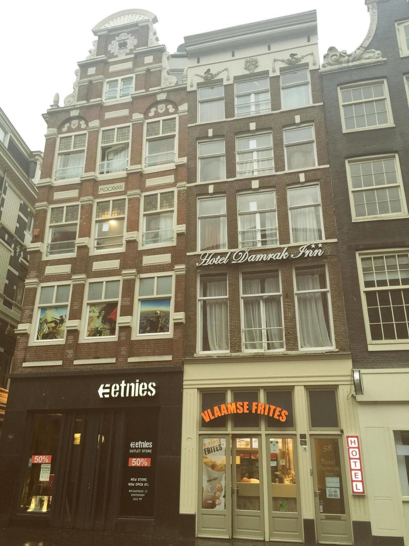Damrak 2* Amsterdam