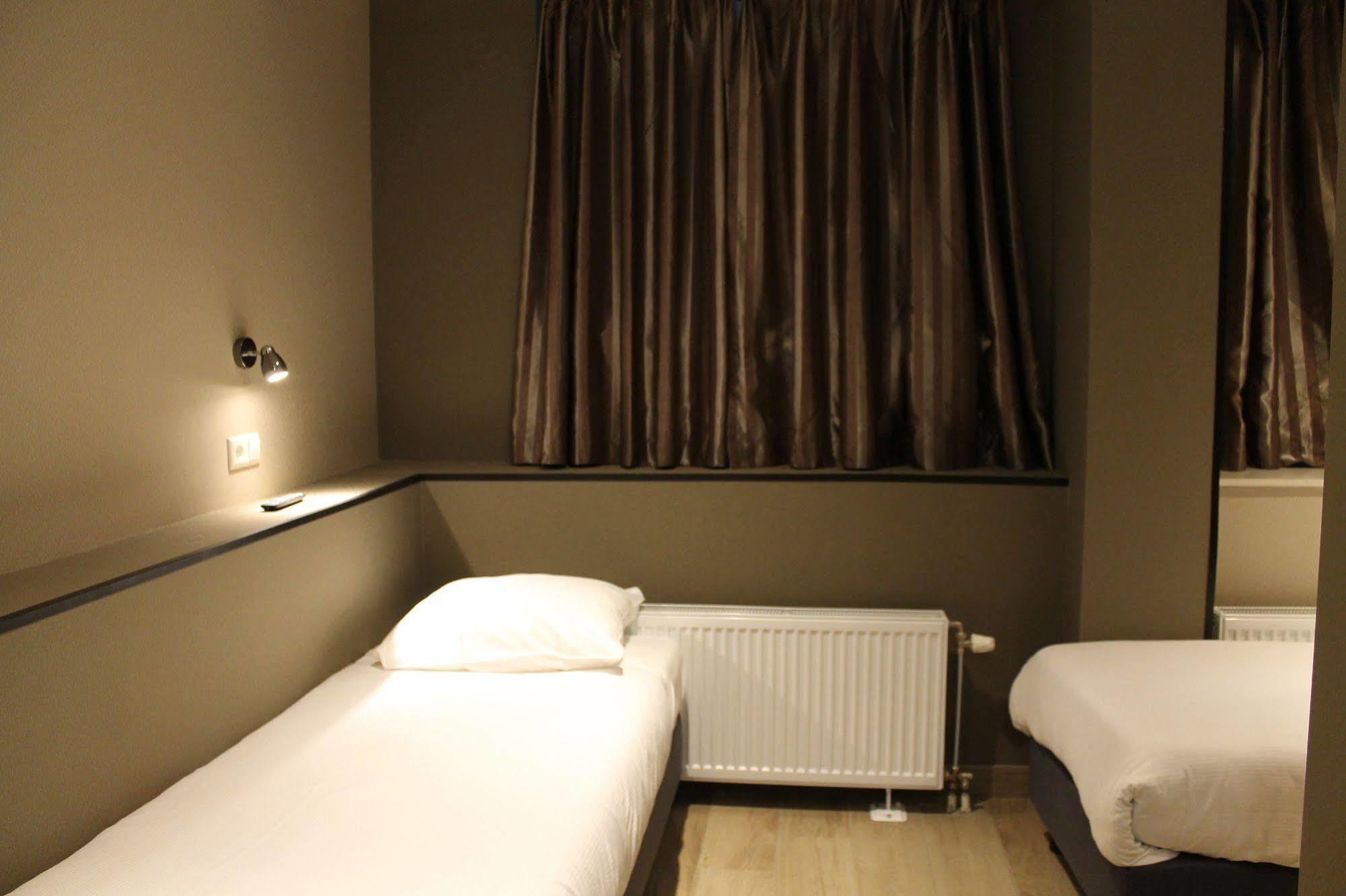 Blossoms City Hotel