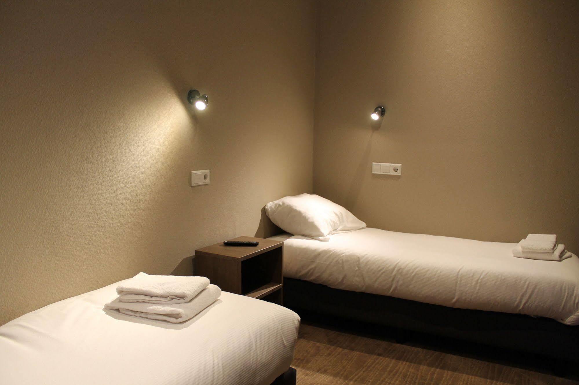 Blossoms City Hotel Hotel
