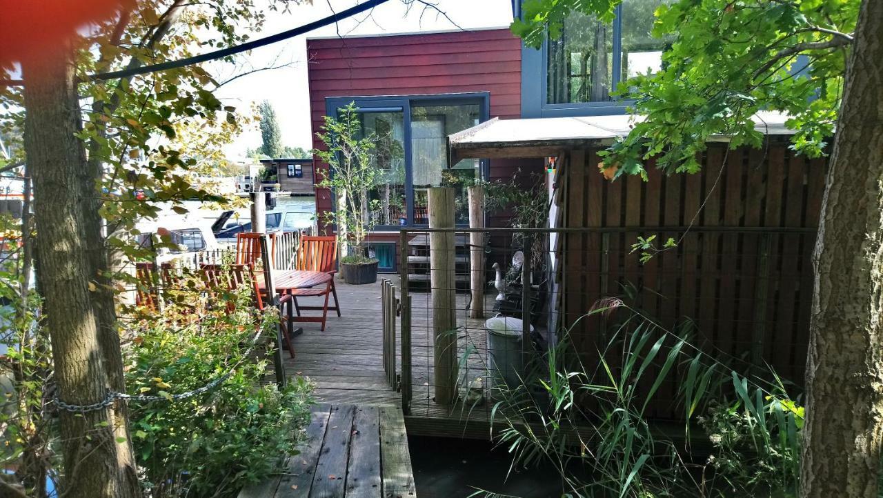 Couette-café Houseboat Vliegenbos Amsterdam